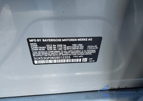 2025 BMW X3 30 xDrive z USA, uszkodzony, nr VIN 5UX53GP06S9012355